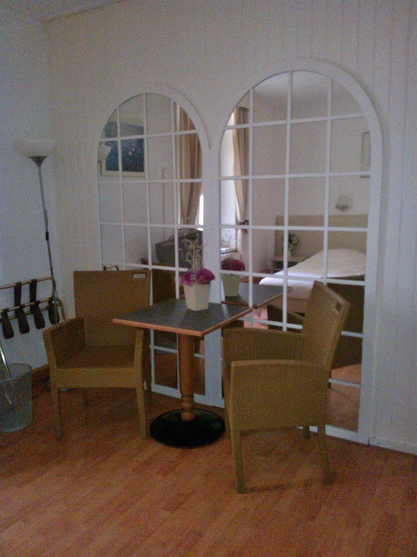 Ziza Hotell Valkenburg aan de Geul Exteriör bild